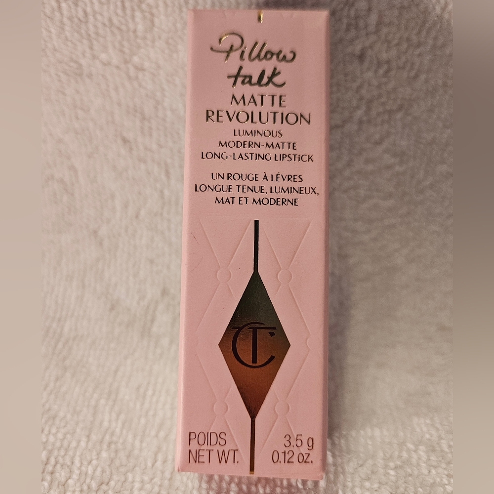 Charlotte Tilbury Matte Revolution Lipstick - Pillow Talk